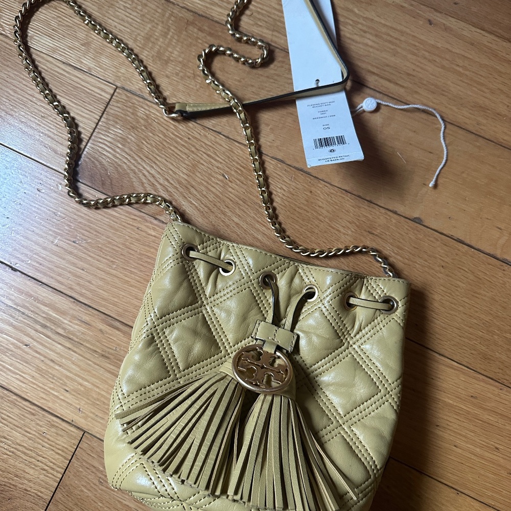 Tory Burch Fleming mini bucket bag